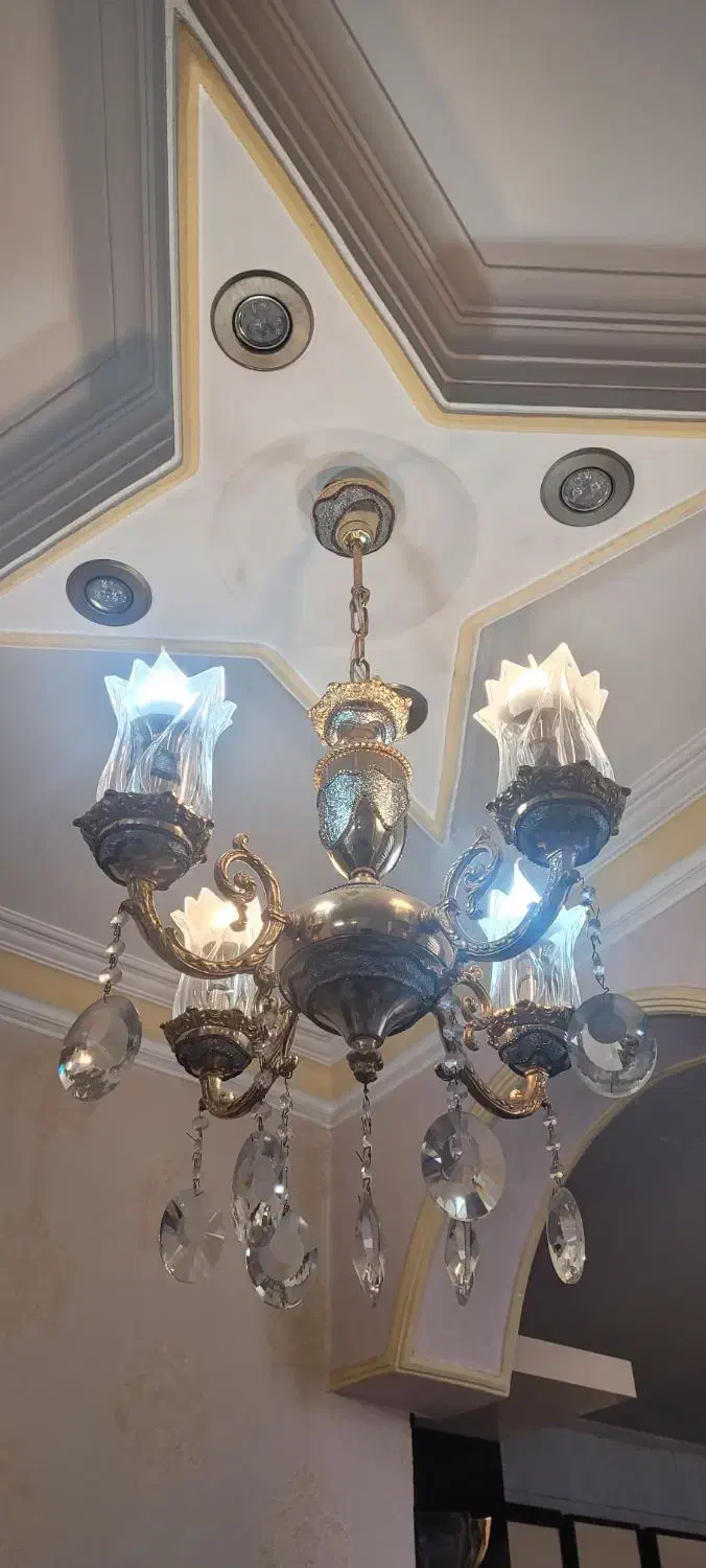 لوستر برنز چهار شعله با لاله بلند|لوستر و چراغ آویز|ری, دیلمان|دیوار