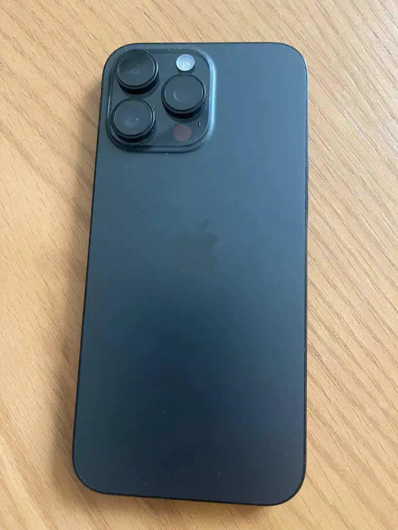 16 پرومکس ۲۵۶ گیگ|موبایل|فولادشهر, C7|دیوار