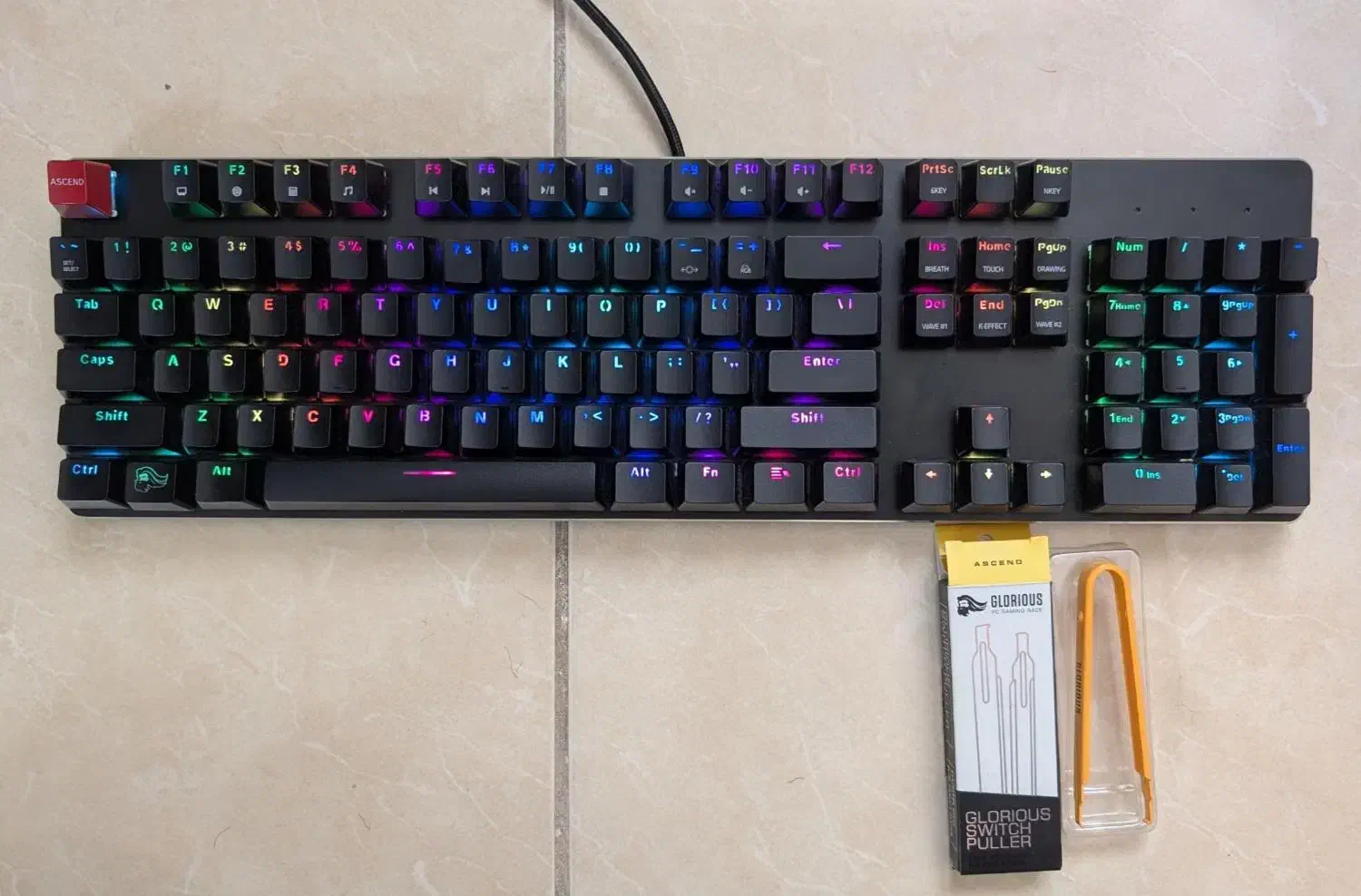 کیبورد Glorious|قطعات و لوازم جانبی رایانه|اصفهان, ملک|دیوار