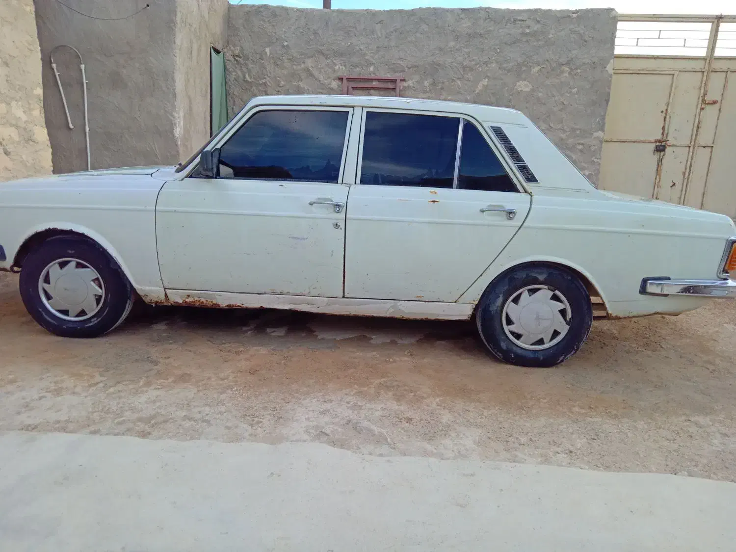 پیکان سواری مدل ۸۳|خودرو سواری و وانت|مهران (هرمزگان), |دیوار