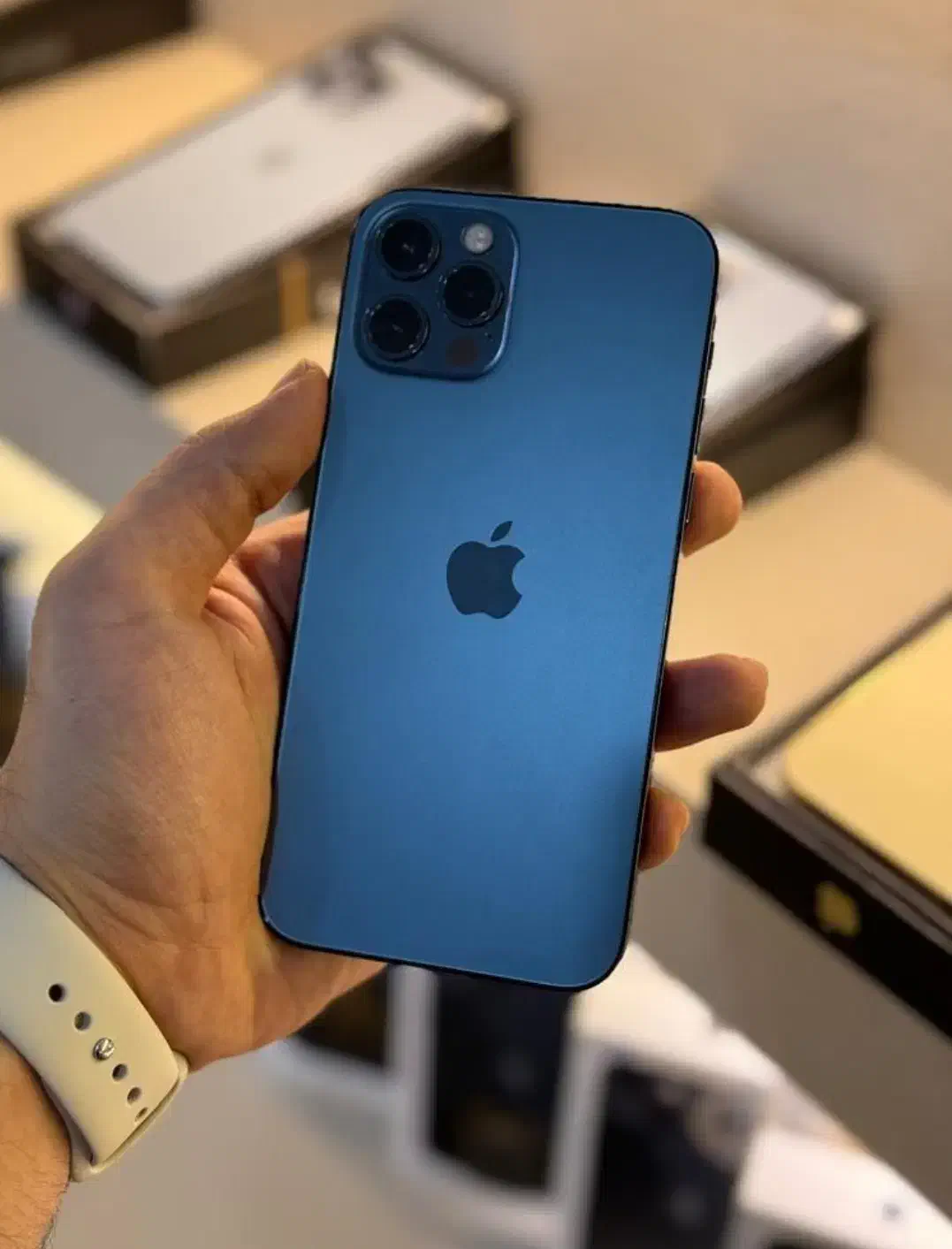 گوشی ۱۲پرو|موبایل|تربت جام, بیست متری منبع آب|دیوار