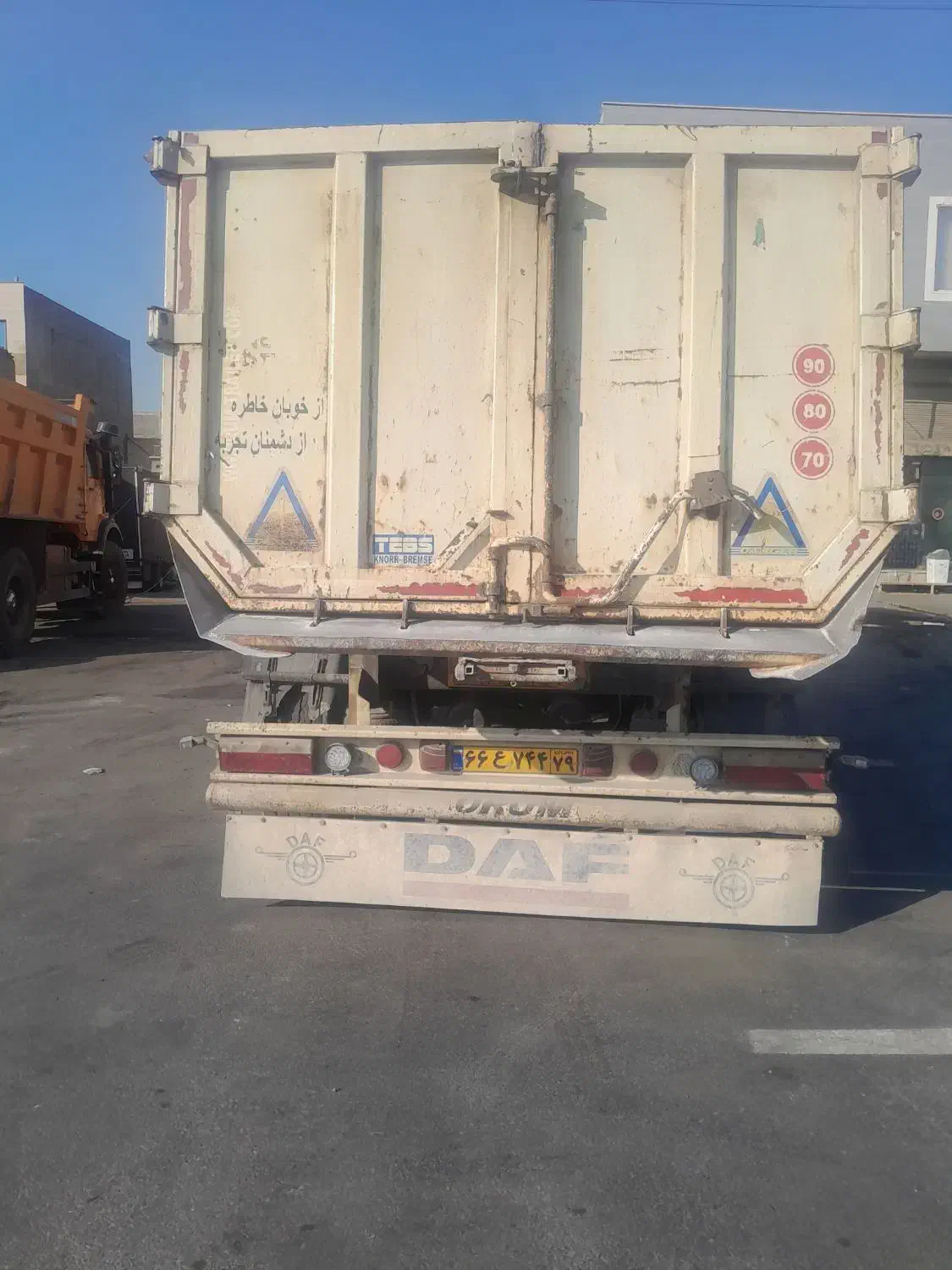 تریلی کمپرس س محور فوکس|خودرو سنگین|آبگرم, |دیوار