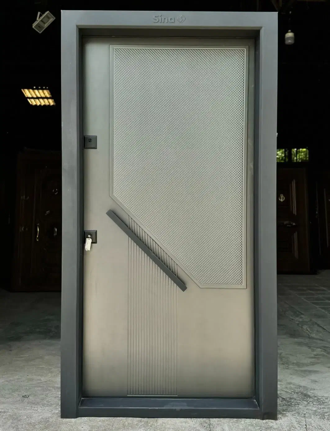 درب ضد سرقت بلوط نرده استیل، شیشه ای،سکوریت کدZ010|مصالح و تجهیزات ساختمان|چمستان, |دیوار