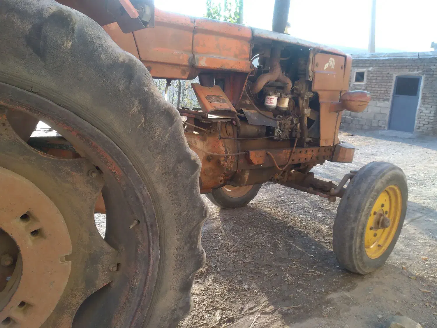 تراکتور رومانی عتیقه|خودرو سنگین|سیلوانه, |دیوار