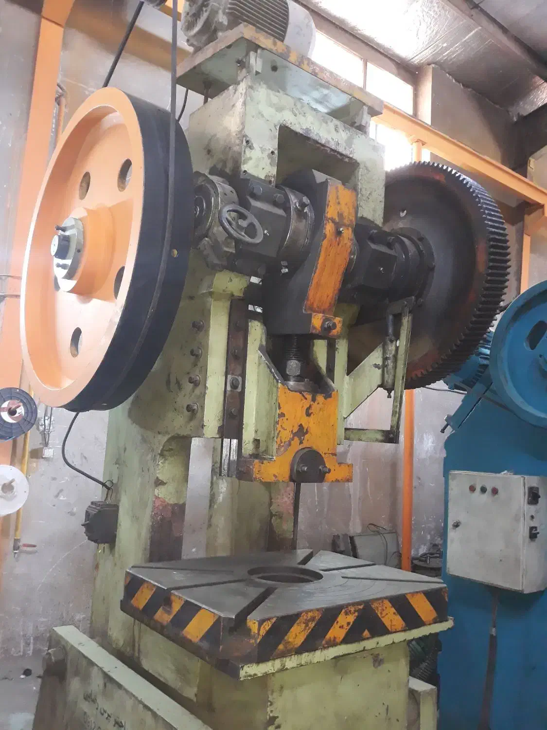 پرس ضربه ای ۱۲۰ تن در حد|ماشین‌آلات صنعتی|تهران, پرستار|دیوار