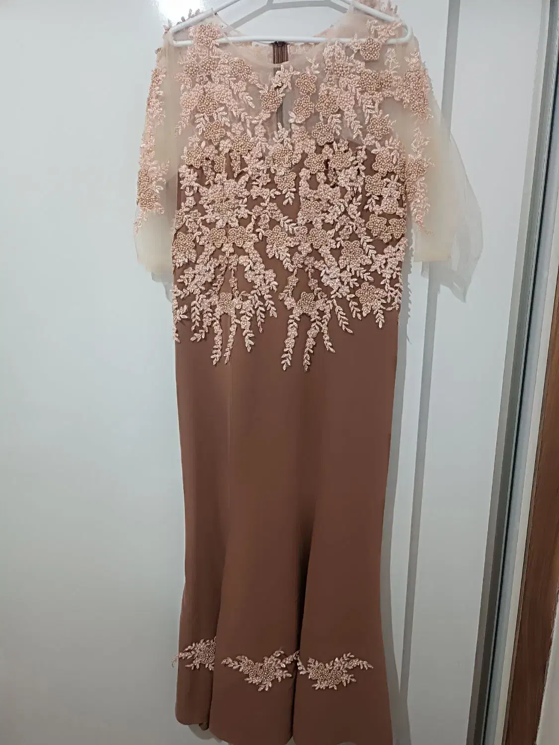 مجلسی|لباس|تبریز, |دیوار