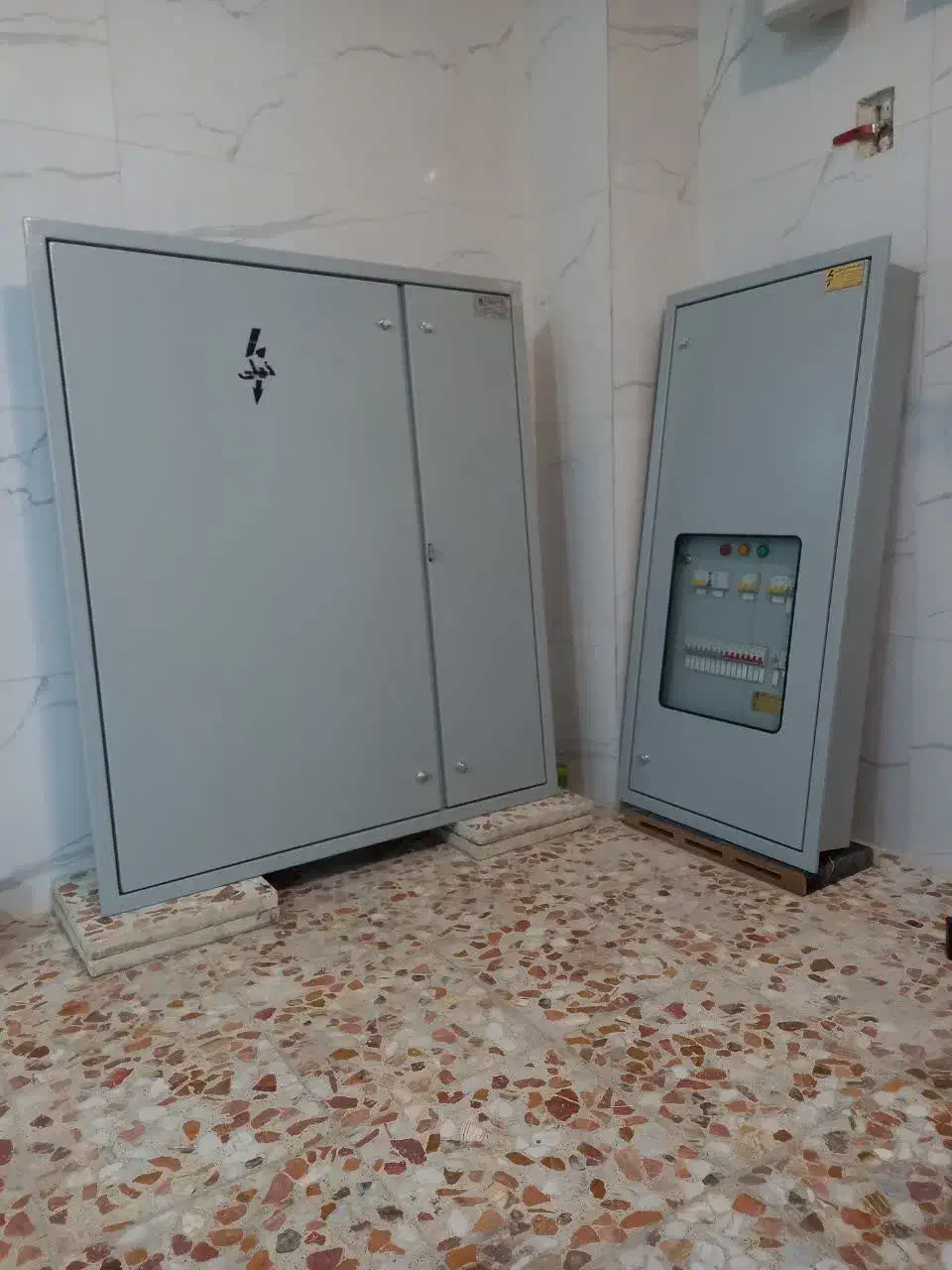 تابلو برق صنعتی و ساختمانی|مصالح و تجهیزات ساختمان|اصفهان, شهرک کوثر|دیوار