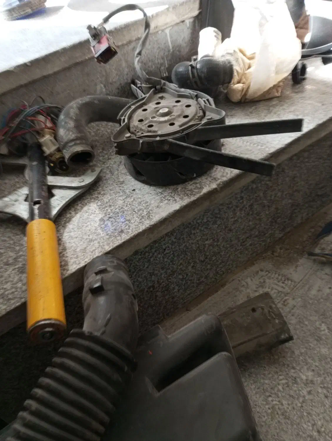 لوازم ماشین|قطعات یدکی و لوازم جانبی|مشهد, شهید رضوی|دیوار