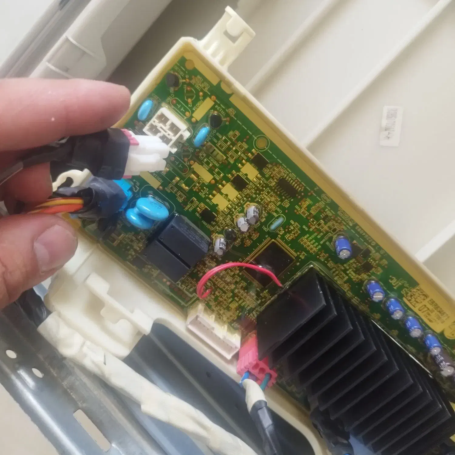 تعمیرات تاسیسات بازسازی تخصصی لواژم خانگی در ممزل|خدمات پیشه و مهارت|قدس, شهرقدس|دیوار