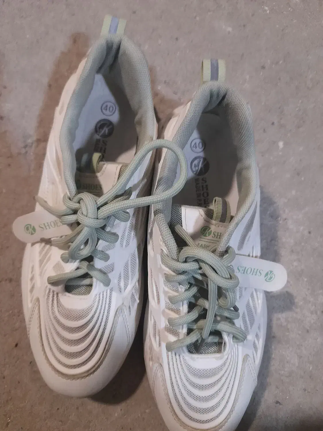 کفش دخترانه سفید سبز|کیف، کفش، کمربند|مرند, |دیوار