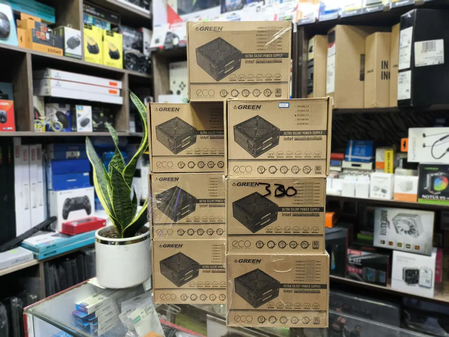 فول اچ دی -2k-4k  همه مدل (استوک برتر مسکن)|قطعات و لوازم جانبی رایانه|کرمانشاه, |دیوار