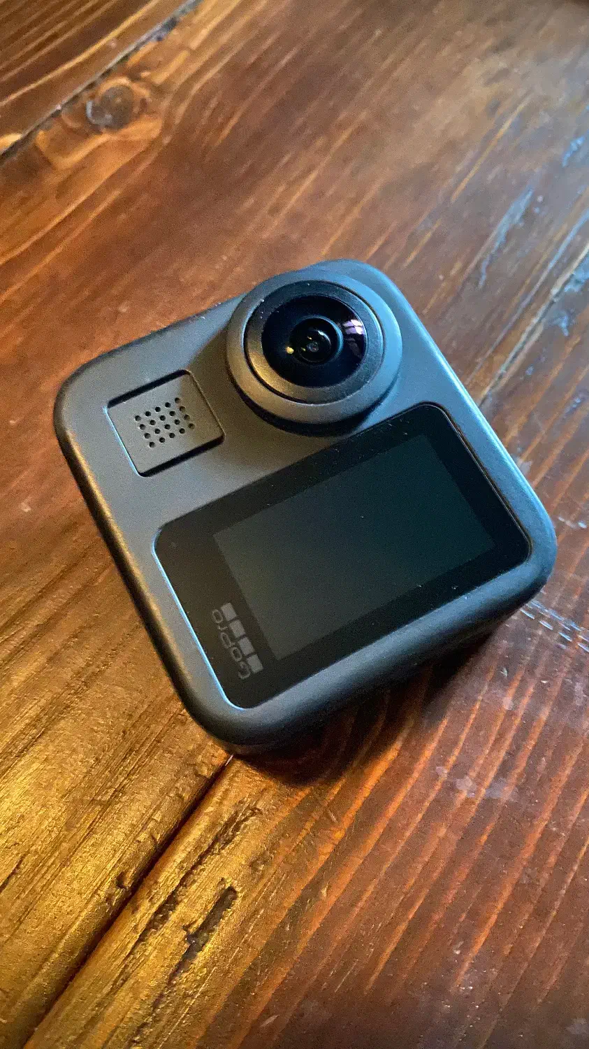 گوپرو مکس Gopro Max|دوربین عکاسی و فیلم‌برداری|اصفهان, آبشار|دیوار