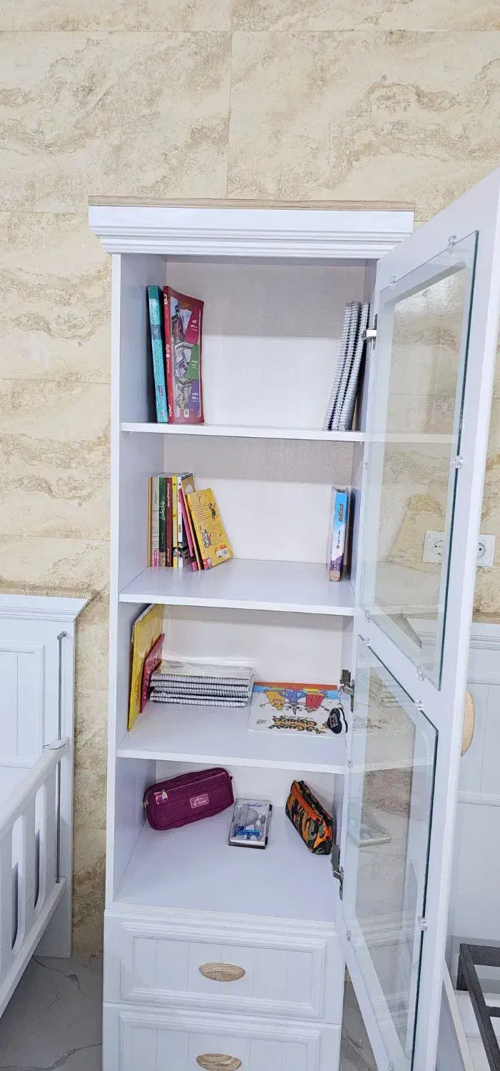 ویترین نما وکیوم قیمت فاکتور به دلیل تغییر شغل|مبلمان خانگی و میز عسلی|اهواز, دغاغله|دیوار