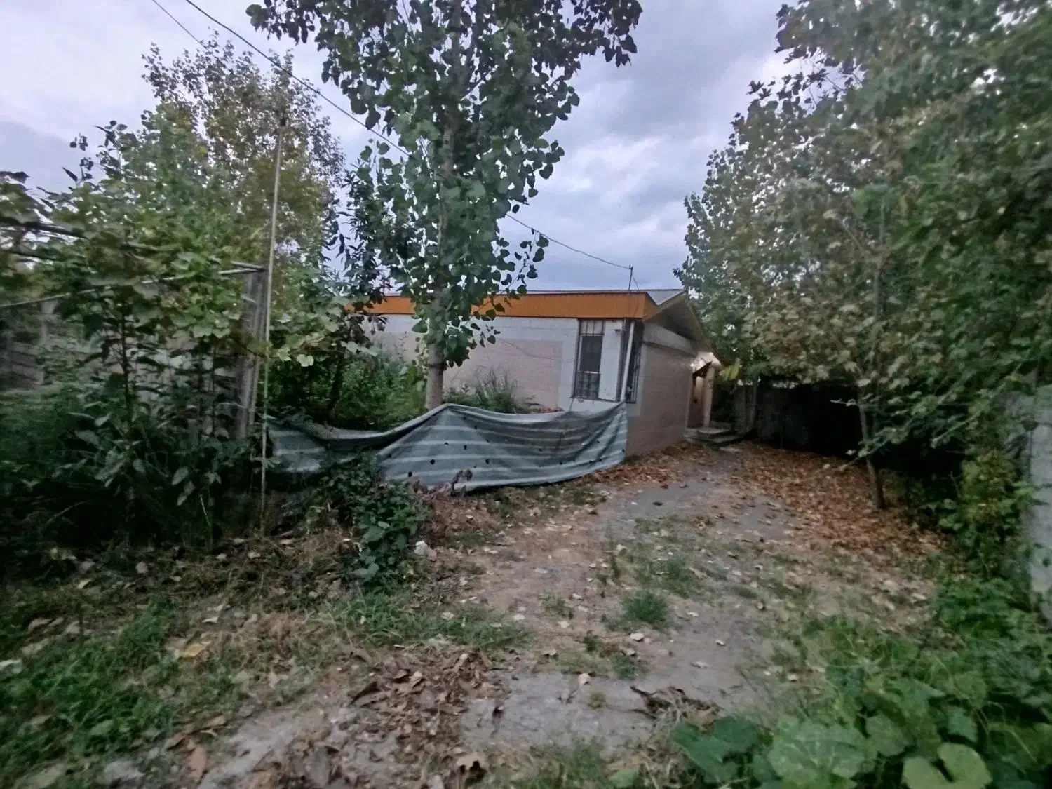 فروش زمین 200 متری مسکونی در ابتدای خیابان مطهری|فروش زمین و ملک کلنگی|لاهیجان, خالو باغ|دیوار