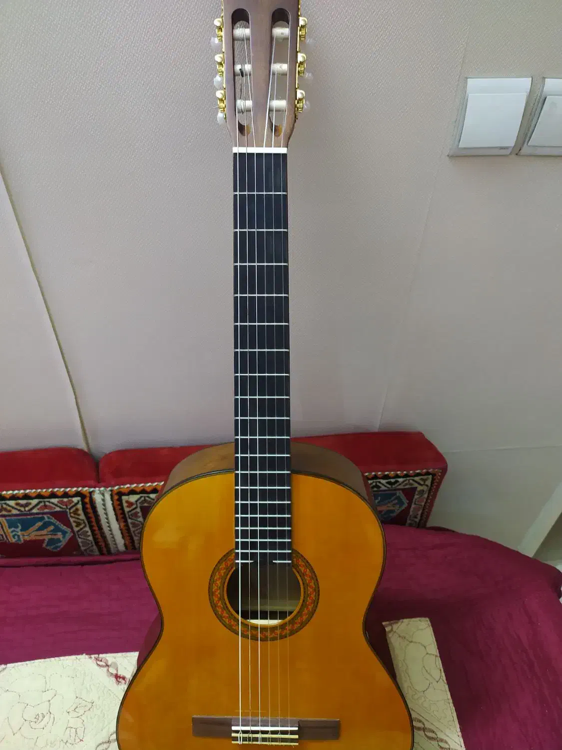 گیتار یاماها|گیتار، بیس، امپلیفایر|اصفهان, باغ زرشک|دیوار