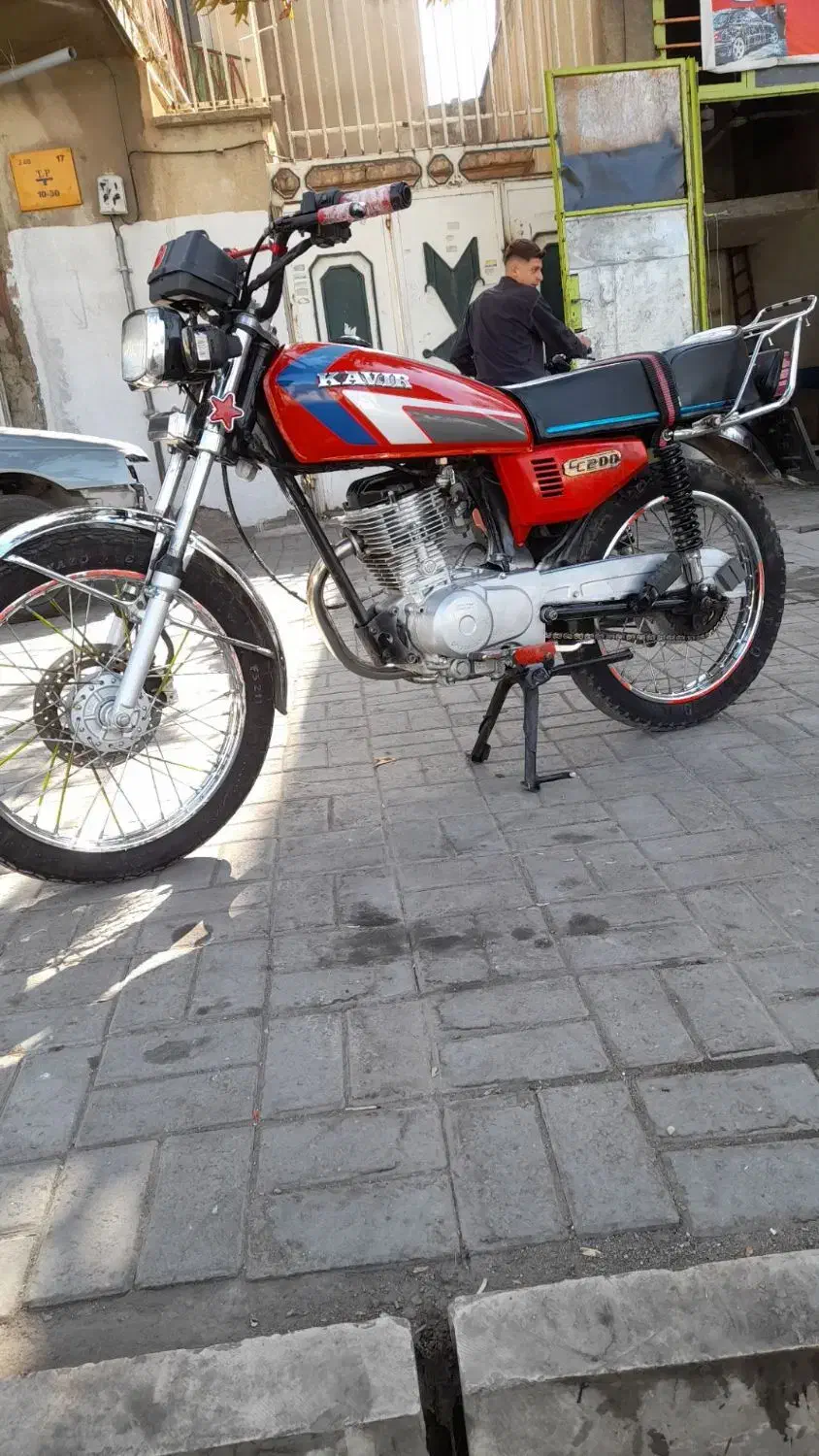 موتورهندا|موتورسیکلت|بروجرد, |دیوار