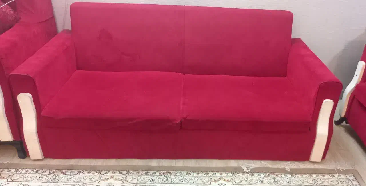بدنه محکم بدون شکستگی|مبلمان خانگی و میز عسلی|قم, صفاشهر|دیوار