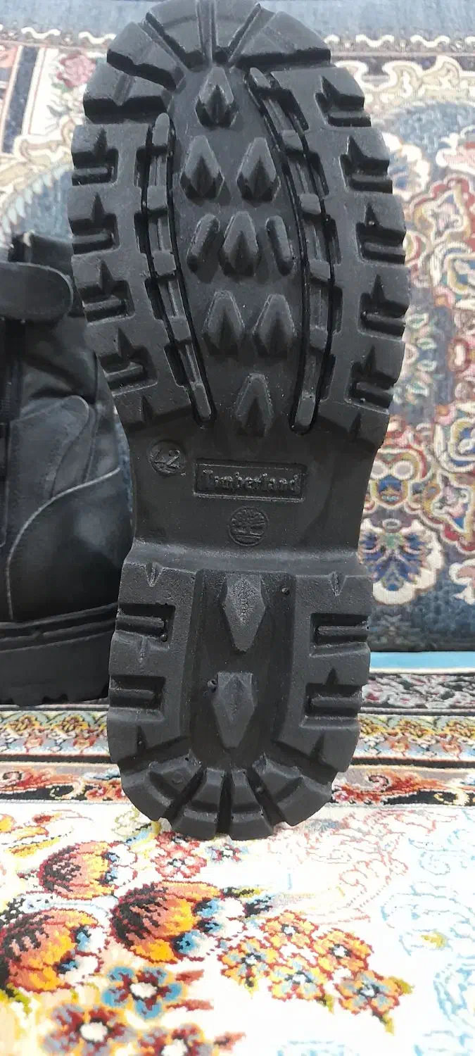 پوتین|کیف، کفش، کمربند|خان ببین, |دیوار