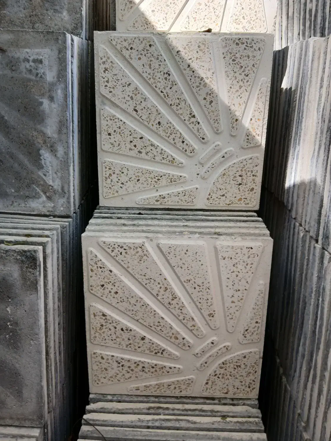 توزییع موزائیک با بهترین قیمت وکیفیت ۳۰*۳۰ حیاطی|مصالح و تجهیزات ساختمان|تفرش, |دیوار