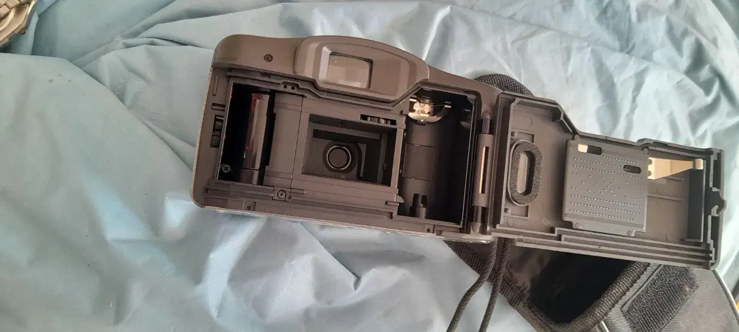 دوربین عکاسی canonنوستالژیک اصل ژاپن|دوربین عکاسی و فیلم‌برداری|خسروشاه, |دیوار