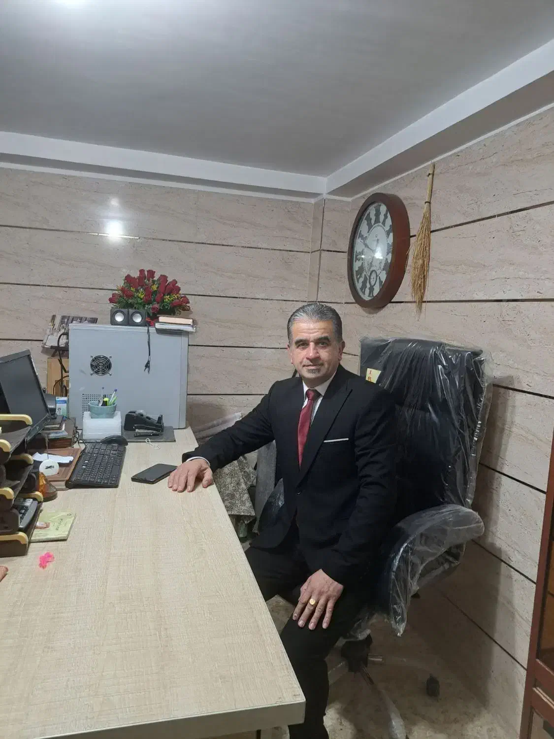 دعوت به همکاری در مشاور املاک علی حمیدنژاد|استخدام بازاریابی و فروش|لیسار, |دیوار