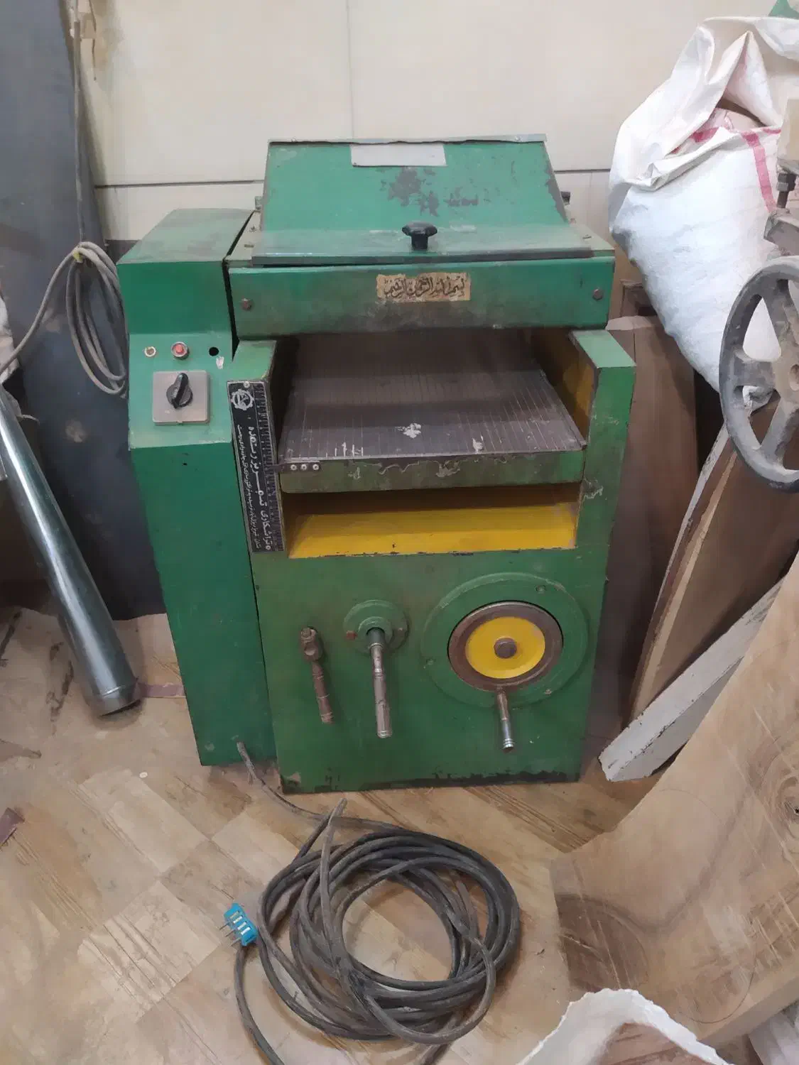 گندگی صفحه 40|ماشینآلات صنعتی|کاشمر, |دیوار