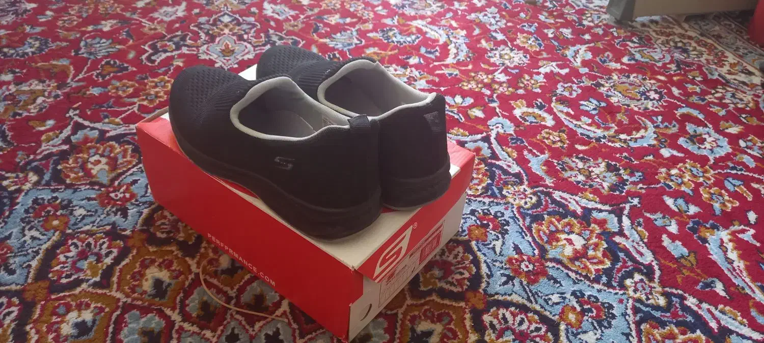 کفش|کیف، کفش، کمربند|بروجرد, |دیوار