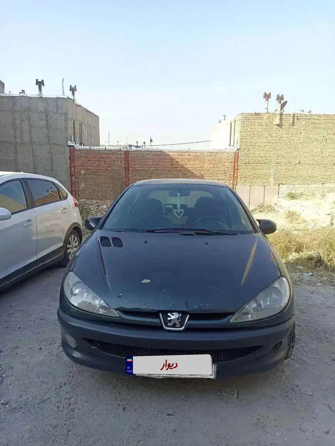 206 81 فرانسوی|خودرو سواری و وانت|تبریز, |دیوار