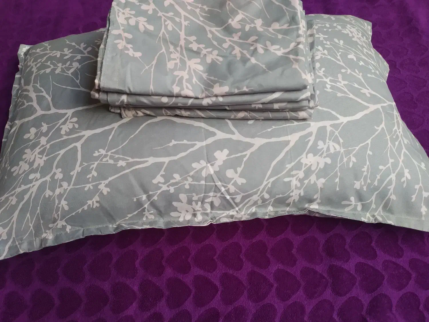 رو بالشتی|رختخواب، بالش، پتو|خرمآباد, |دیوار