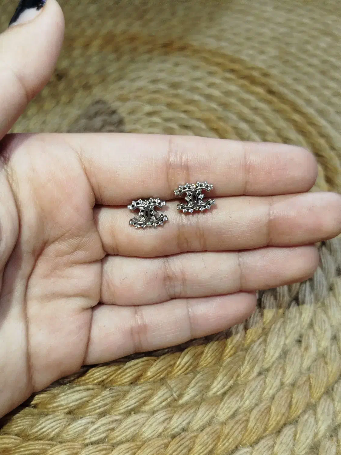 گوشواره میخی نقره|جواهرات|تهران, سبلان (لشگر)|دیوار