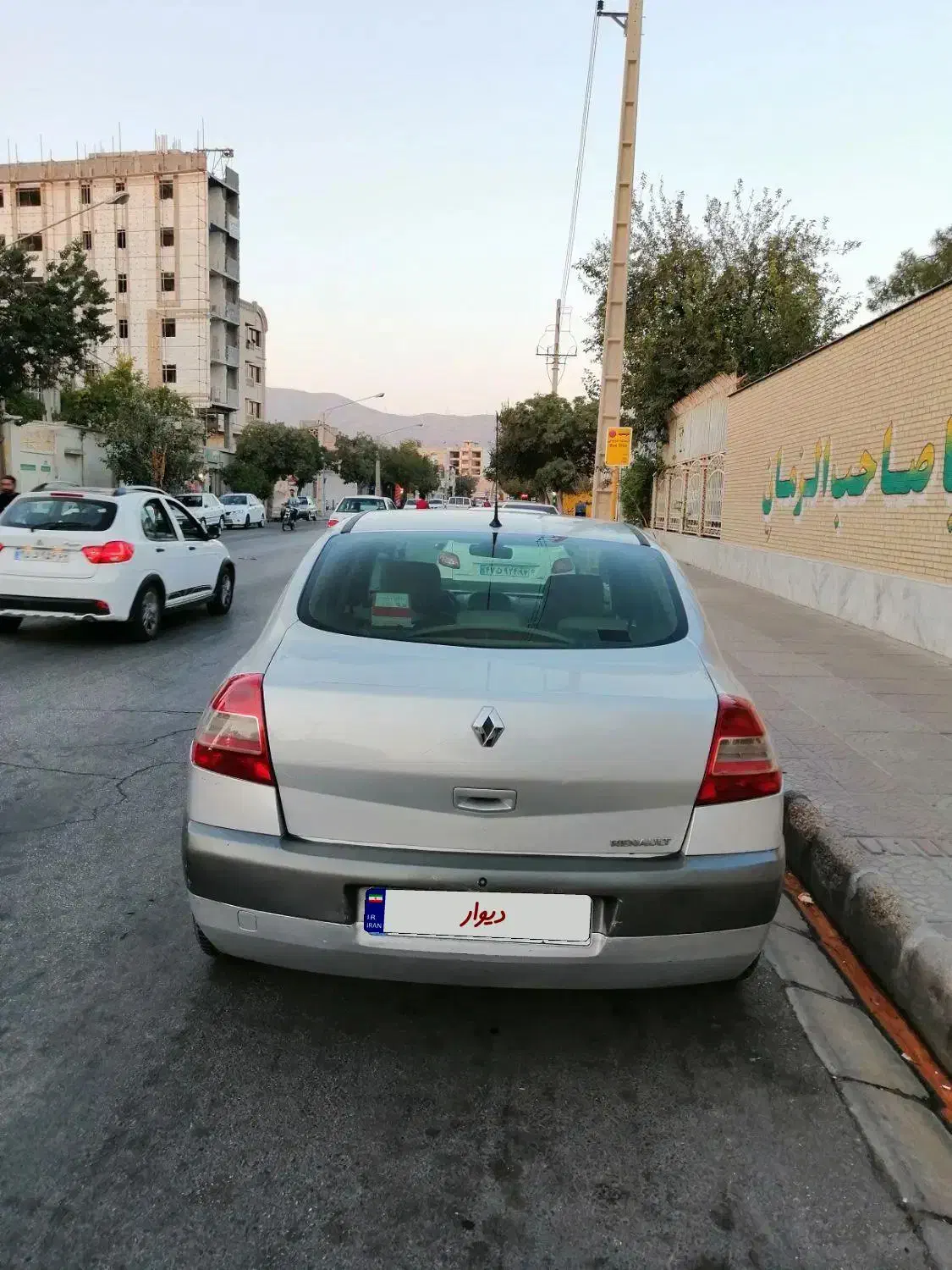 مگان 2000 اتومات|خودرو سواری و وانت|شیراز, باغ تخت|دیوار