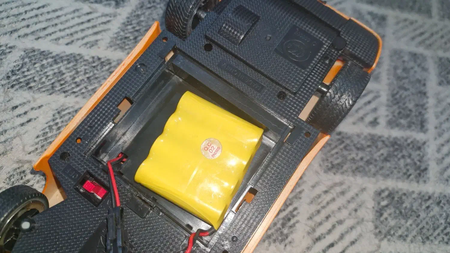 ماشین کنترلی شارژی|اسباب‌‌بازی|اهواز, زیتون کارمندی|دیوار