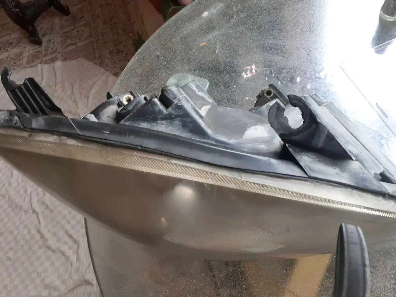 چراغ جلو ام وی ام ۵۳۰ سمت راست|قطعات یدکی و لوازم جانبی|اصفهان, ملک‌شهر|دیوار