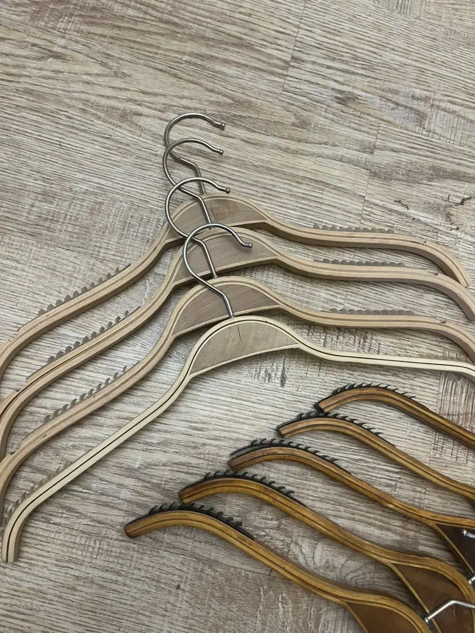 چوب کار لباس (آویز چوبی )|بندرخت و رختآویز|فردیس, داوری|دیوار