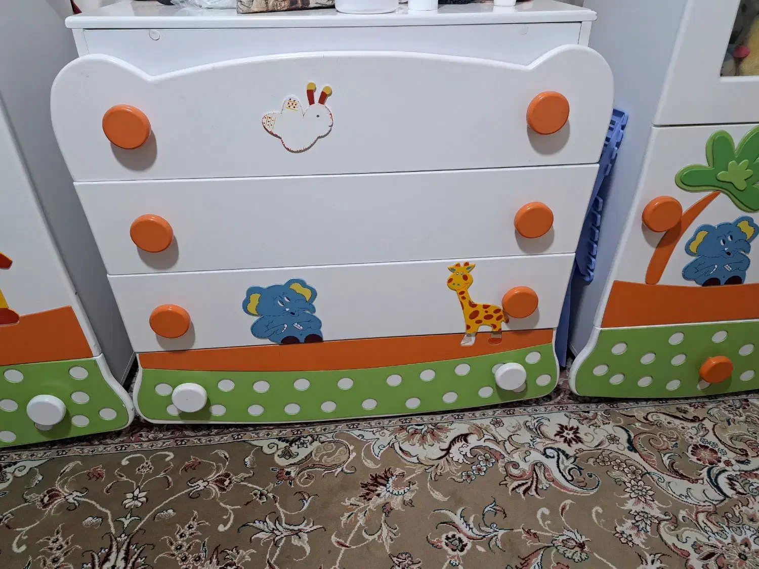 تخت کودک|تخت و سرویس خواب|سبزوار, پاسداران|دیوار