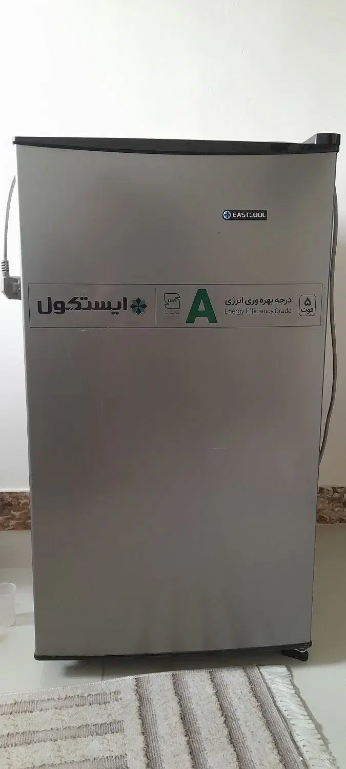 یخچال ۵فوت ایستکول فقط یکسال استفاده شده|یخچال و فریزر|رشت, قاسمیه|دیوار