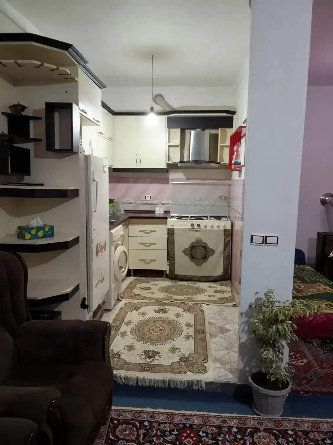 سوئیت دربستی موذنی|اجارهٔ کوتاه‌مدت آپارتمان و سوئیت|مشگین شهر, |دیوار