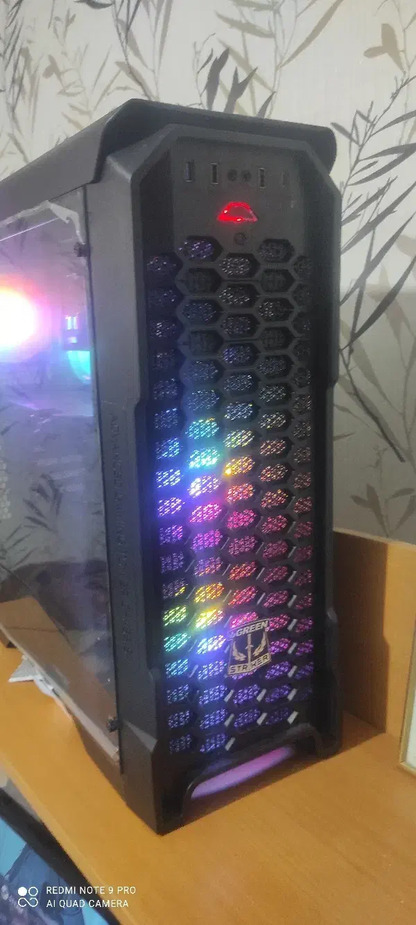 سیستم گیمینگ لوکس.اسمبل حرفه ای.فقط دوماه کارکرد|رایانه رومیزی|کرمان, |دیوار