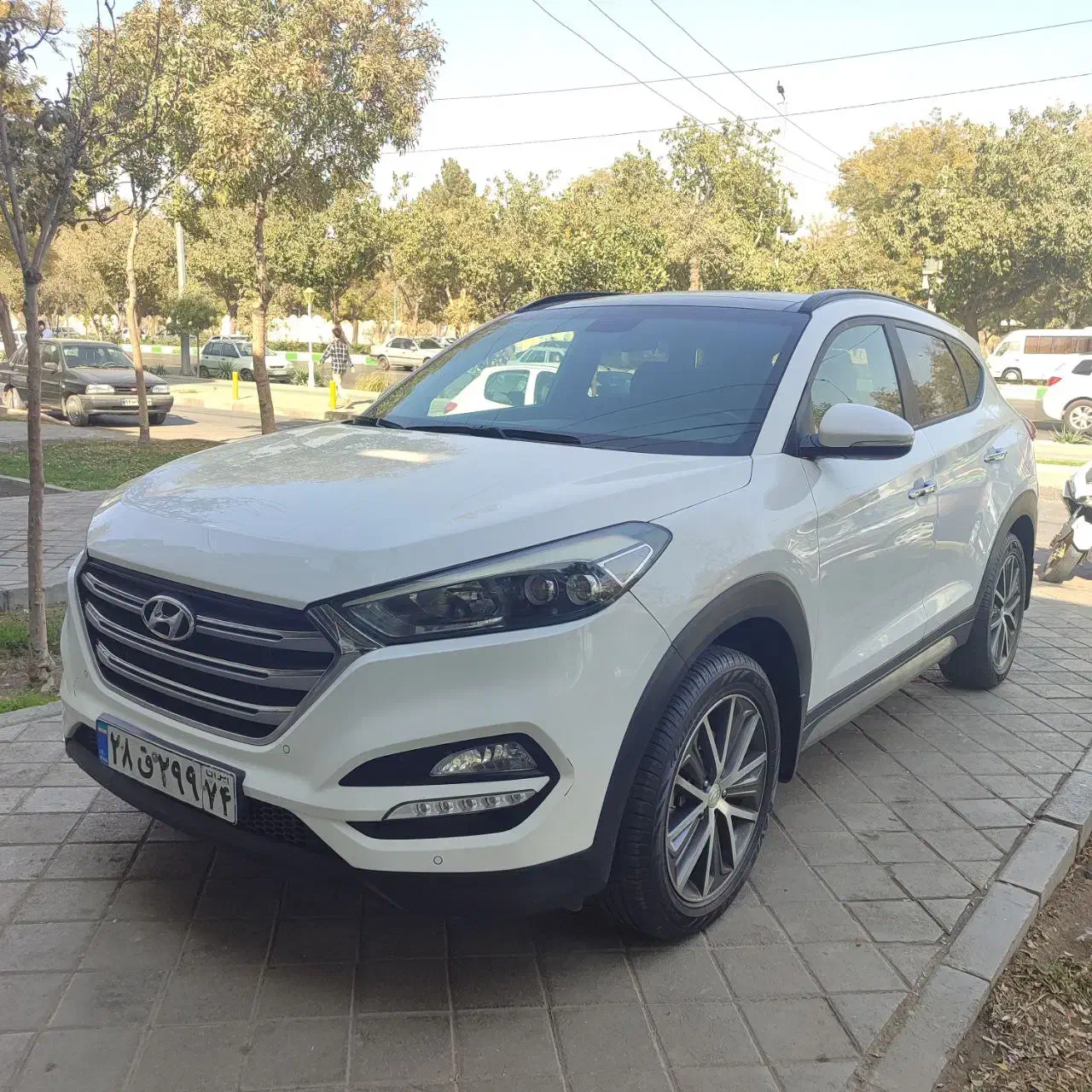 توسان ۲۰۱۷ فول بدون نقطه(نقد و اقساط)۲۰ ماهه|خودرو سواری و وانت|مشهد, راه آهن|دیوار