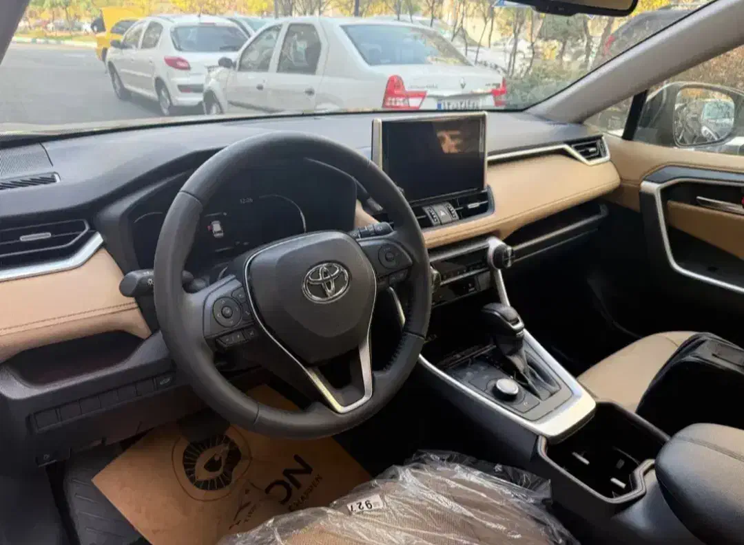 تویوتارافورژاپنی هایبرید 2.5لیتری 2دیفرانسیل|خودرو سواری و وانت|شیراز, سفیرشمالی|دیوار
