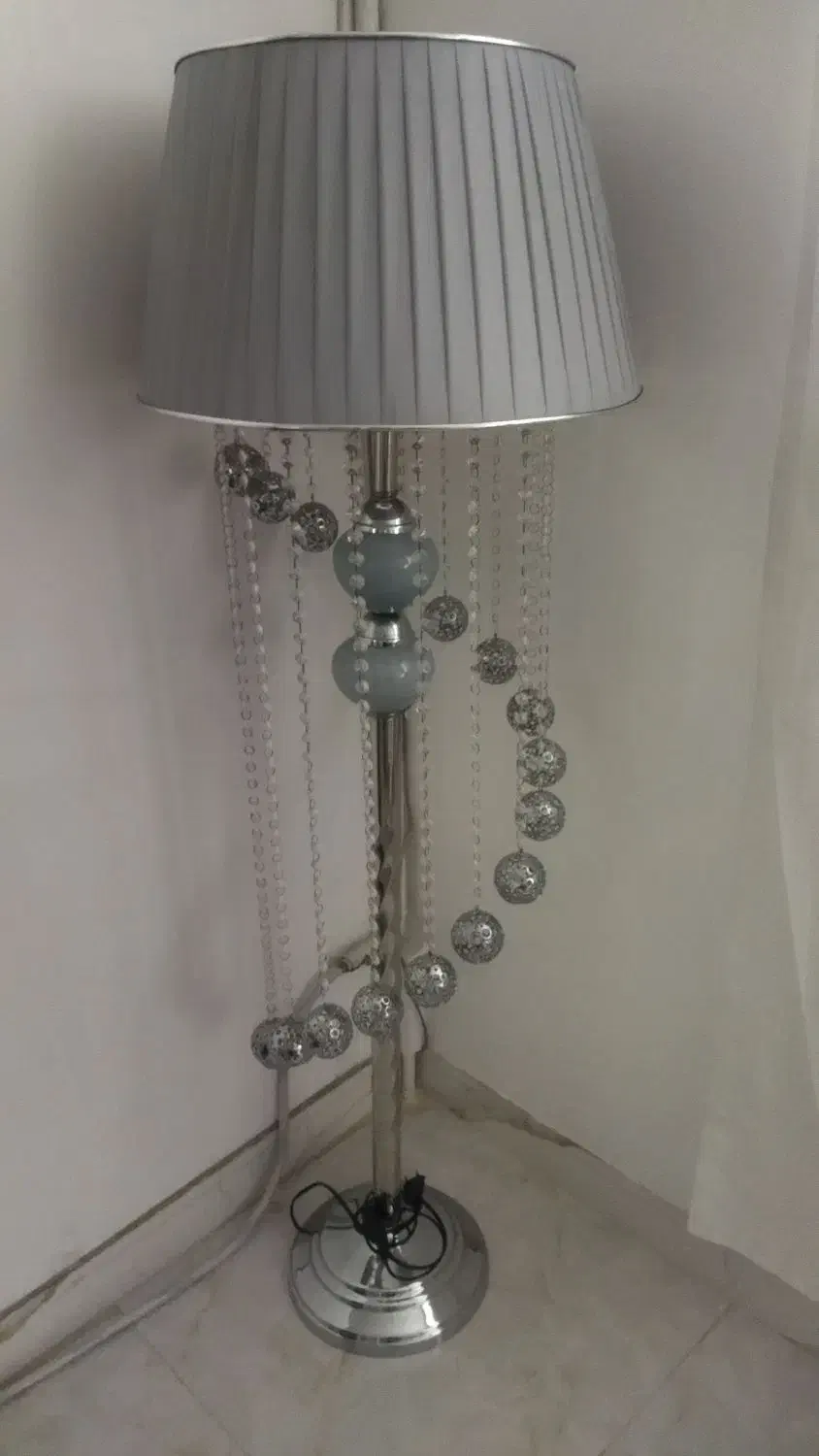 آباژور سالم بدون هیچ ایرادی|چراغ خواب و آباژور|رباط‌کریم, رباط‌کریم|دیوار