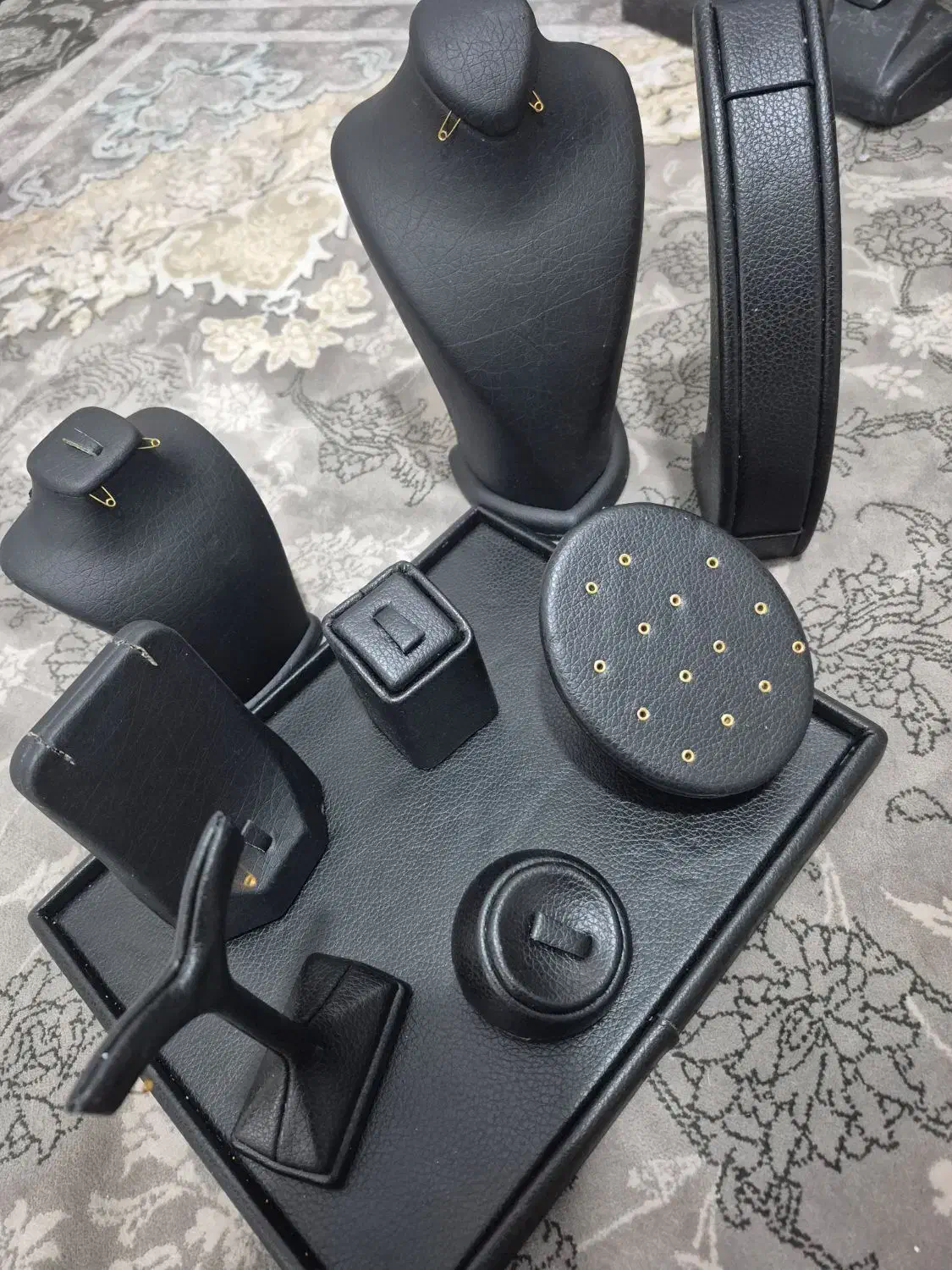 مانکن نقره و بدلیجات نونو|بدلیجات|تهران, پامنار|دیوار