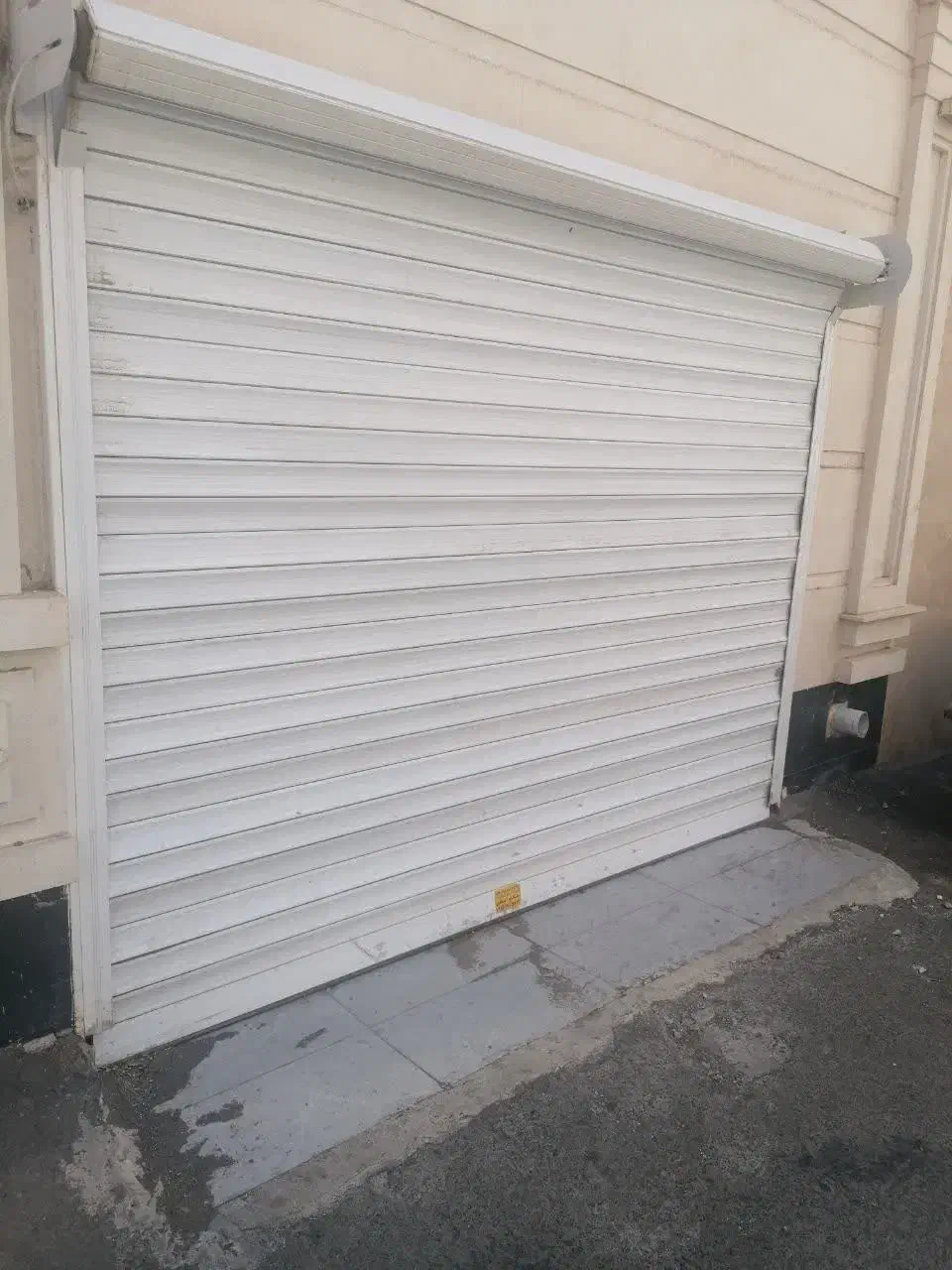 پارکینگ خودرو|اجارهٔ آپارتمان|سبزوار, هویزه|دیوار