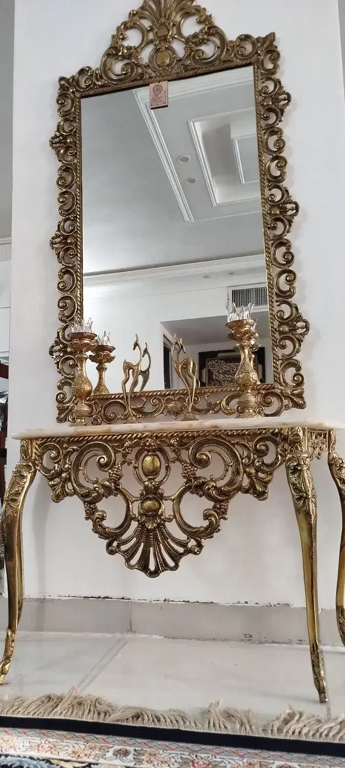 اینه کنسول برنز اصل|بوفه، ویترین، کنسول|خرمآباد, |دیوار