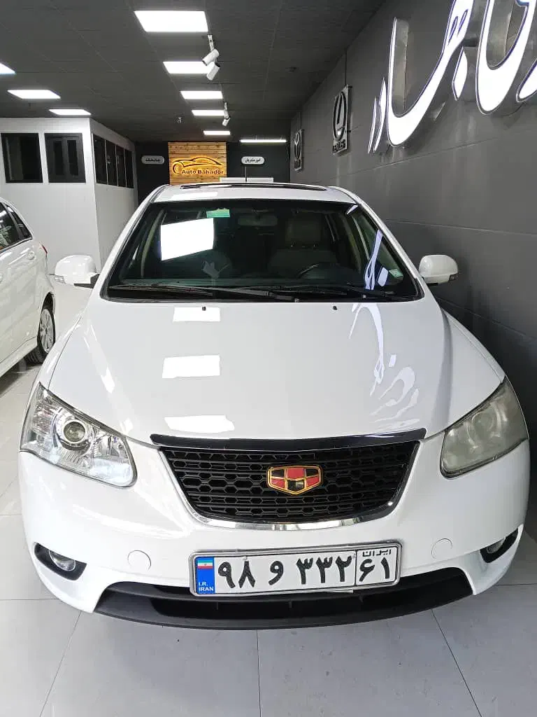 جیلی امگرندهاچبک اتومات     *اتوگالری بهادر|خودرو سواری و وانت|مشهد, شریف|دیوار