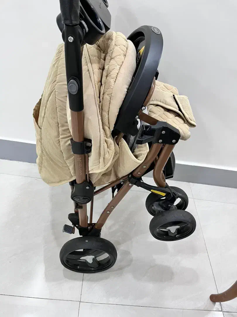 کالسکه ی بچه|کالسکه و لوازم جانبی|مسجد سلیمان, |دیوار