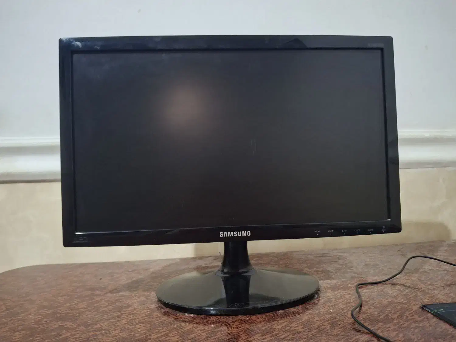 مانیتور ۱۹ اینچ سامسونگ|قطعات و لوازم جانبی رایانه|آبپخش, |دیوار