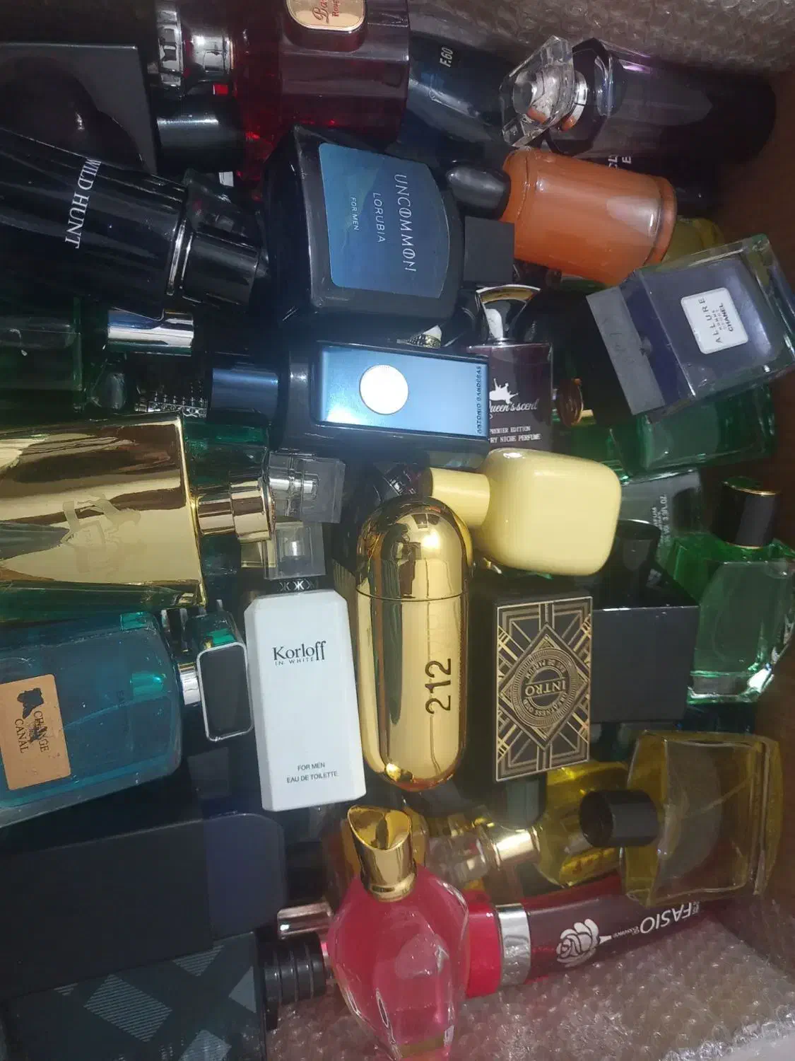 ادکلن بدون جعبه عروسک وتمیز|آرایشی، بهداشتی، درمانی|رباط‌کریم, کاظم‌آباد|دیوار