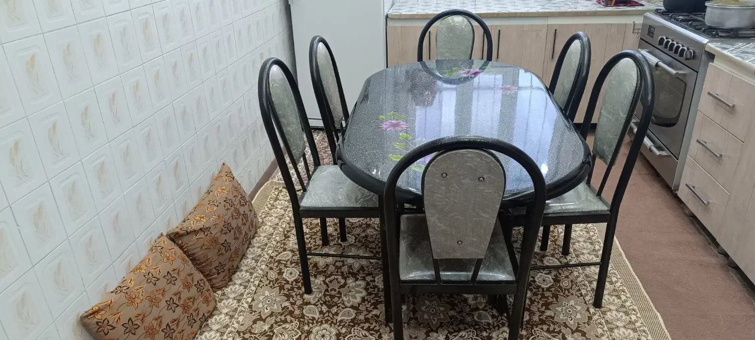 میز غذا خوری فلزی 6نفری|میز و صندلی غذاخوری|خمین, |دیوار