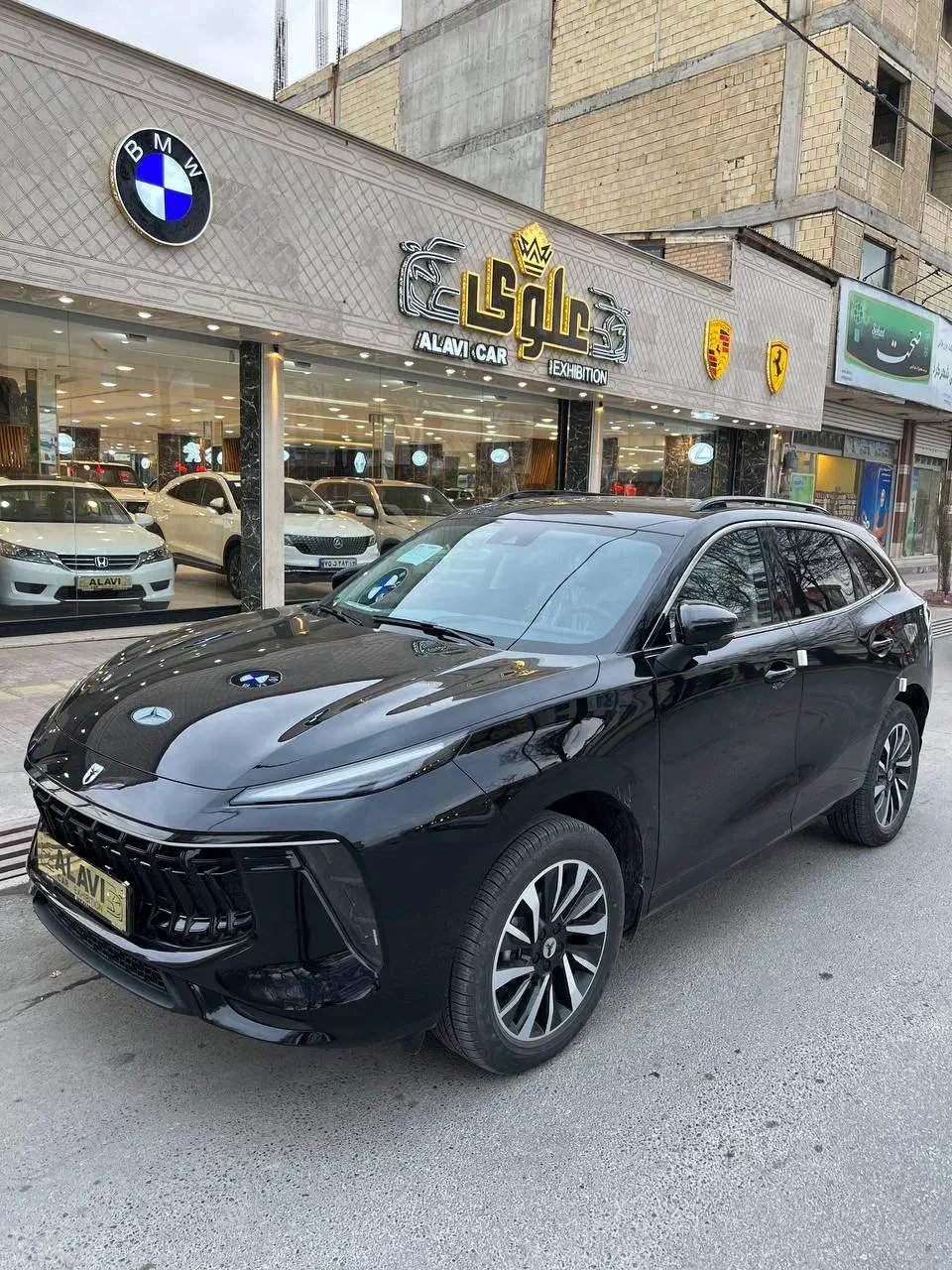 لاماری ایما، مدل ۱۴۰۴ مشکی|خودرو سواری و وانت|شهرکرد, |دیوار